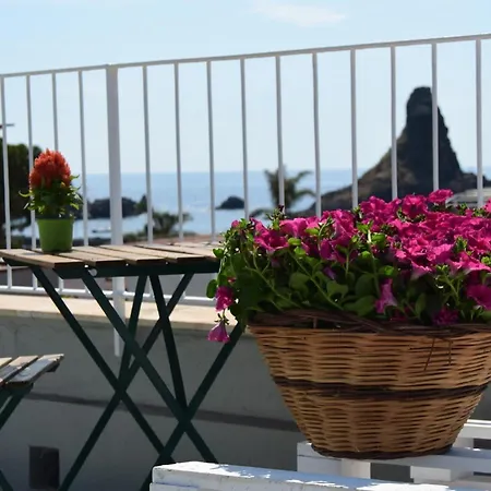 Casa Vacanze Caramagna Aci Castello Exterior photo